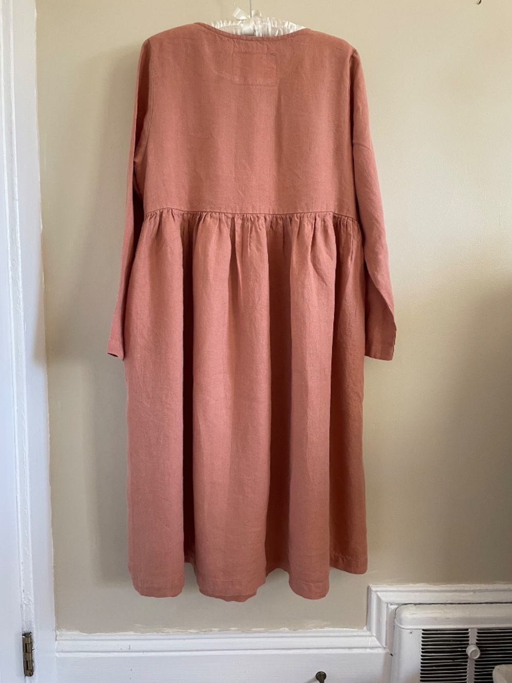 NotPERFECTLINEN Maxi EMILIE dress long sleeve size L soft peach color - Picture 5 of 5